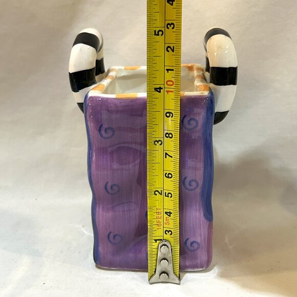 Milson & Louis Hand Painted Ceramic Planter Whimsical Cat on Shopping Bag Tote - Picture 5 of 10